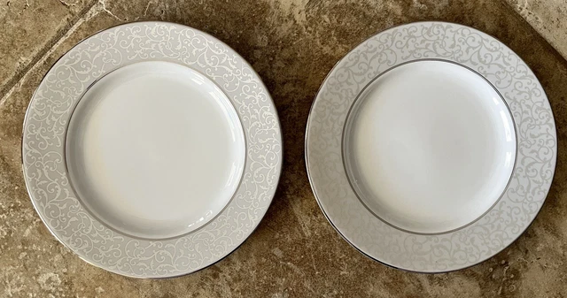 NWT Pair of Mikasa Parchment Silver L3438 Fine China Salad Plates 8"