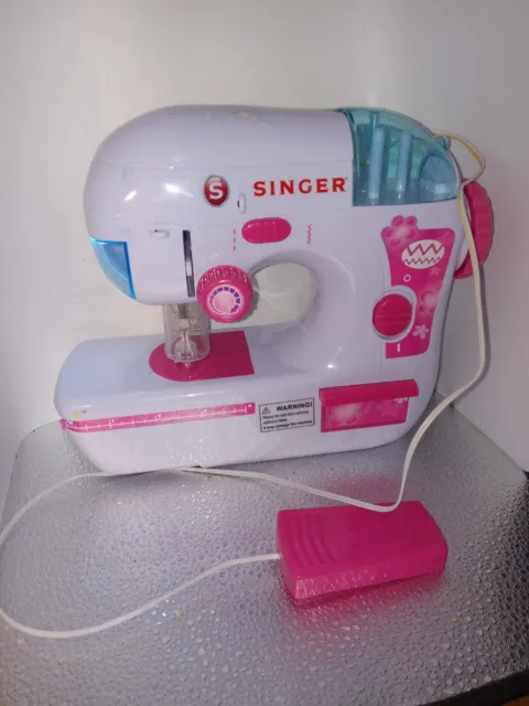 MADE BY ME CHILD SEWING MACHINE