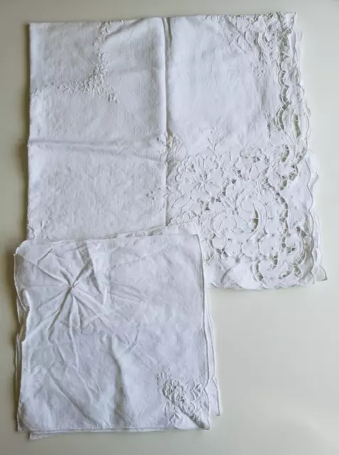Vintage White Linen Embroidered Cut Work Tablecloth 32 x 32" w Four Napkins