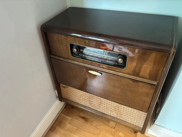Vintage ferguson radiogram 1957/58