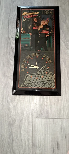 Snap On Tools Racing 1994 Pin Up Girls Wall Clock Man Cave Vintage Racing