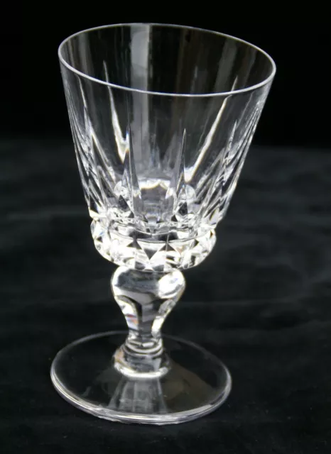 Verre à vin BLANC en cristal de Saint Louis modèle GUERNESEY 11 cm hauteur