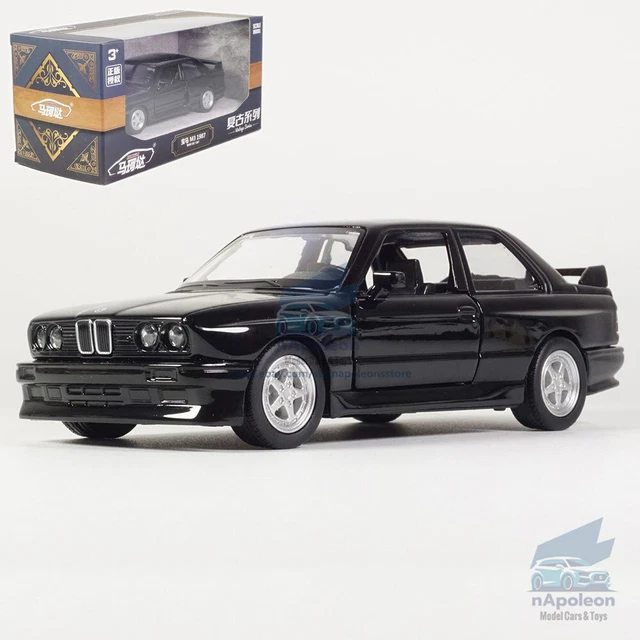 Modèle Réduit 1:64 Cadillac Escalade 2005 – Alliage, Couleur Noire – Jouet De Collection MASDI