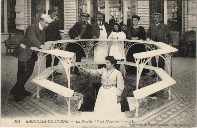 CPA Bagnoles de L'Orne La Buvette Voila Monsieur FRANCE (1053984)