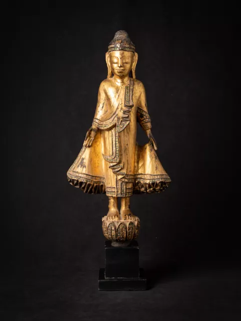 Antique wooden Burmese Mandalay Buddha from Burma, 19th century