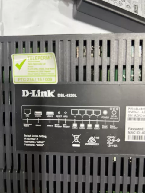 D-Link DSL-4320L Taipan AC3200 Ultra Tri-Band Wi-Fi Modem Router 3