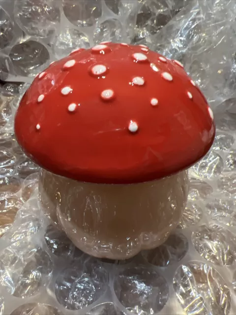 Mushroom Candle Citronella 5”h