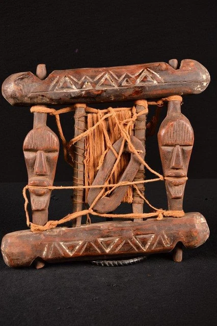 21996 Una primitiva estatua africana de Luba Webrolle República Democrática del Congo