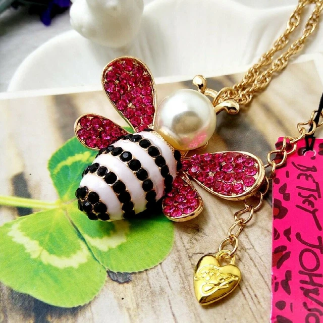 Betsey Johnson Crystal Pearl Bee Gold Charm Pendant Chain Necklace Free Gift Bag