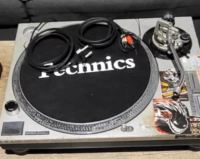 Platine Vinyle TECHNICS SL 1200 MK2 OCCASION