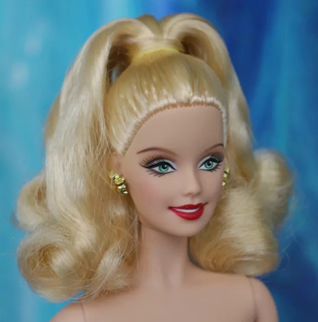 Nude Model Muse Barbie Blonde Curly High Ponytail Ceo Face Green Eyes