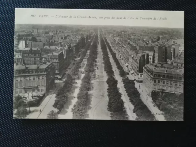CPA 75 PARIS - L'Avenue de la Grande Armée - Vue Prise du Haut de l'Arc de Triom