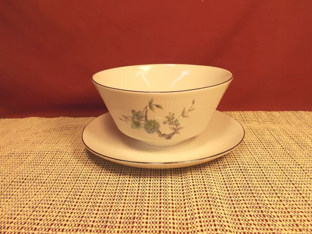 Mitterteich Fine China Green Ming Platinum Trim Pattern Gravy Boat