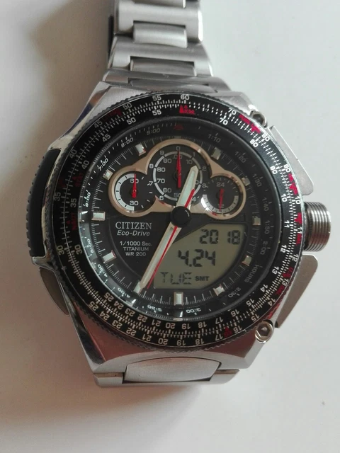 77117527_4