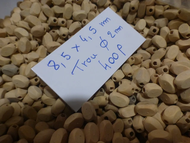 Lot De 400 Perles Anciennes En Bois De Buis - Forme Grain De Riz à Facettes, Couleur Naturelle, Occasion (fond De Stock)