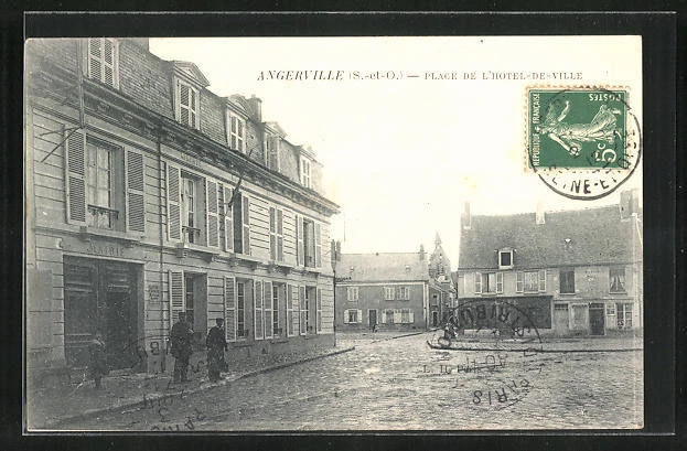 CPA Angerville, Place de l´Hôtel-de-Ville 1912