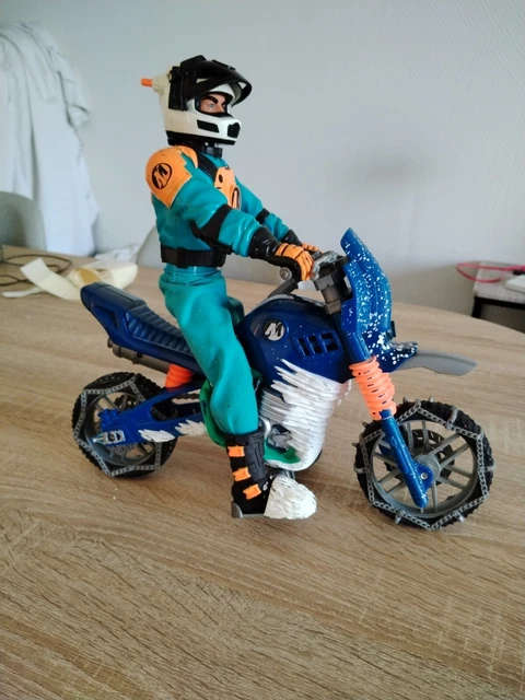 Scooter action man Hasbro : Achat occasion | Figurines Hasbro 8 ans (123-128 cm) Très bon état