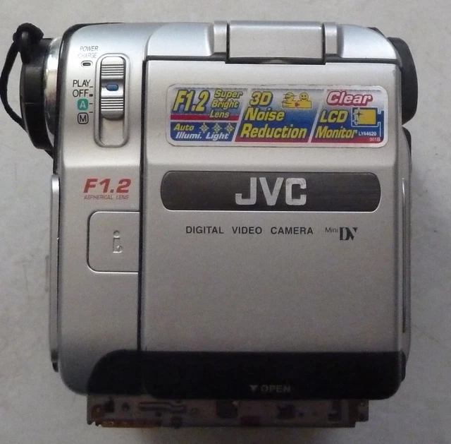 Camcorder Mini-DV JVC GR-DVJ70 (Gebraucht) in Schöftland für CHF 69