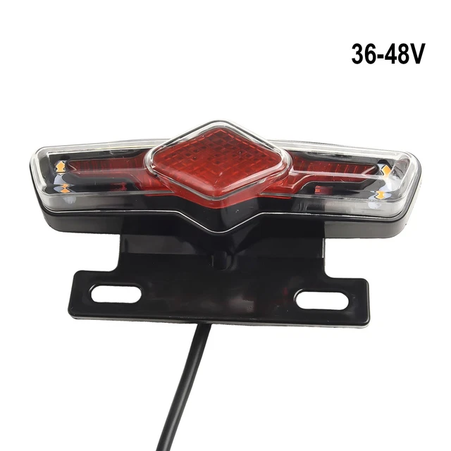Feu Arrière De Vélo Super Lumineux, Puissant 6 Réglages, Feu Arrière De Feu Arrière De Vélo Super Lumineux, Puissant 6 Réglages, Feu Arrière De