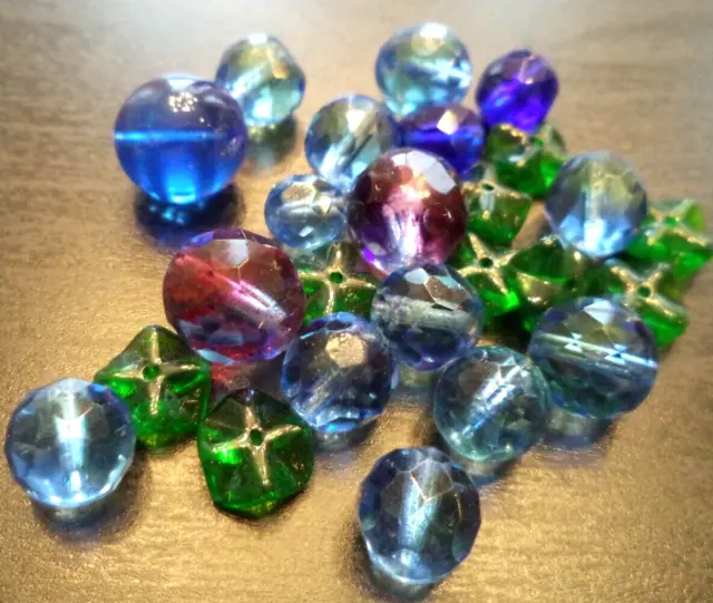 Stunning Vintage Estate High End Blue Tones Glass Finding Bead Lot!!! G9286