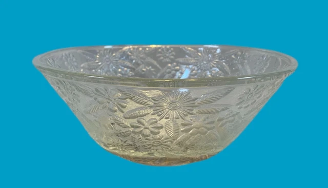Indiana Glass Pineapple and Floral #618 Berry/Vegetable Bowl 7.5"