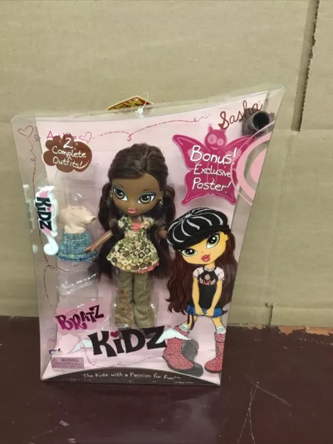 Bratz Kidz 2006 Sasha Doll Two Outfits and Barrette New In Box