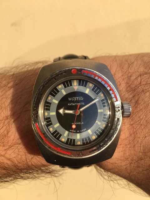 Vostok KOMANDIRSKY - Orologio da polso militare russo | The AuctionLab