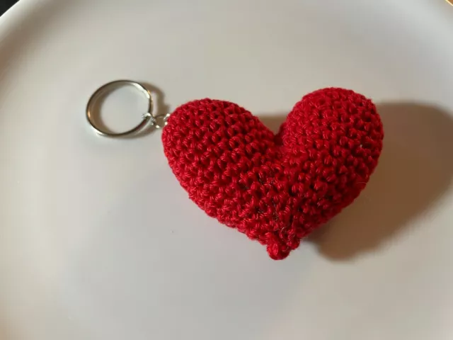💖  Herz Schlüsselanhänger Amigurumi gehäkelt Handarbeit Neu