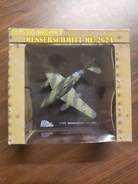 Classic Aircraft Messerschmitt ME-262A 1:144 21 Century Toys