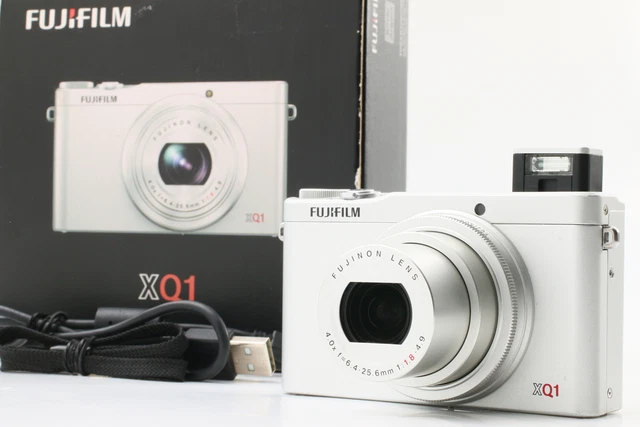 Read!! [N MINT w/ BOX] FUJIFILM XQ1 SILVER 12.0MP DIGITAL CAMERA ‎FX-XQ1S JAPAN