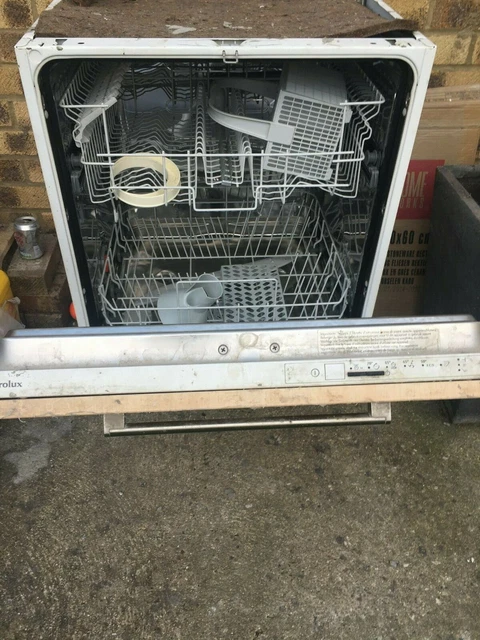 ELECTROLUX ESL6115 FULLY Integrated Dishwasher New UNUSED AND IN