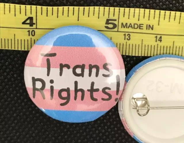 Trans rights! Transgender Pride Flag 32mm Pin Badge LGBTQI+ Gender Queer 🏳️‍⚧️