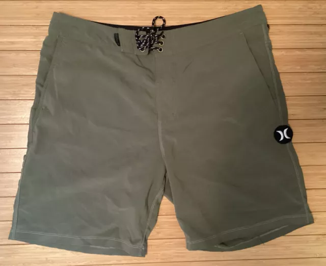 Men's Hurley Board Shorts Size 32