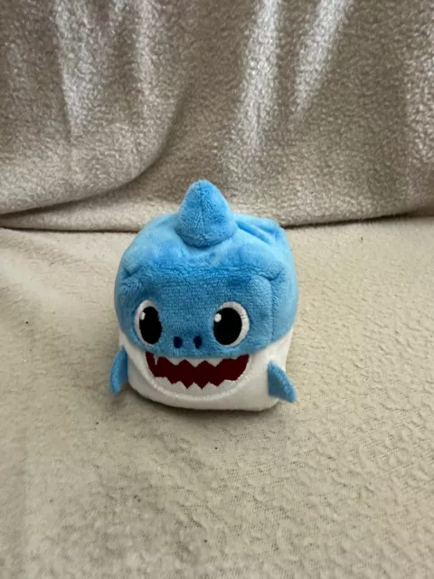BABY SHARK PLUSH Cube Doll Blue Daddy Shark Singing Toy Super Soft 8.99 PicClick UK