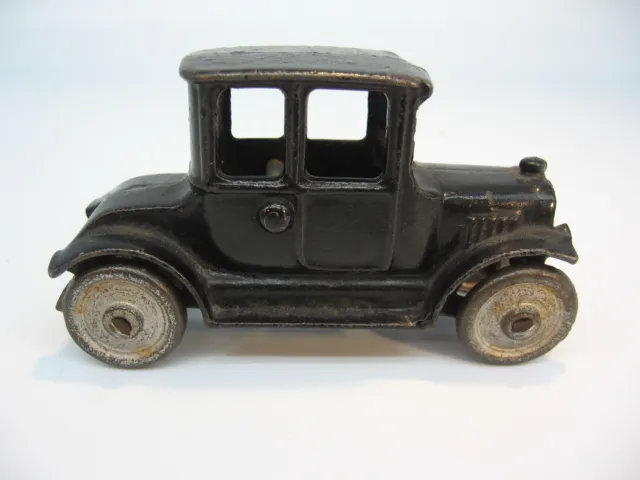 Hubley early 1900s original cast iron toy car