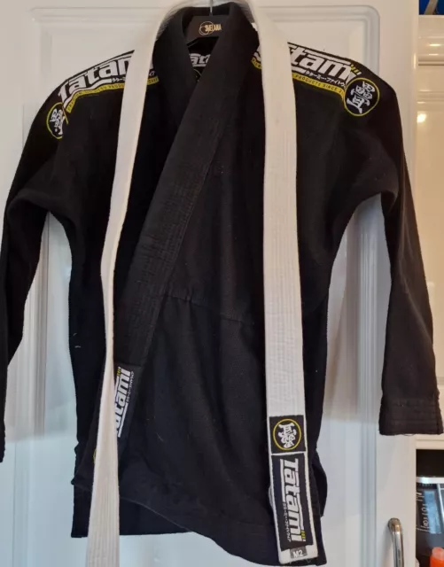 Tatami Nova Absolute Gi in Black.  Size M2 Age 10-11. BJJ. White belt included.