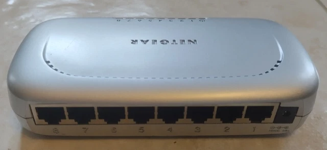 Switch Netgear FS608 V2 – 8 Ports 10/100 Mbps – Occasion – Ethernet