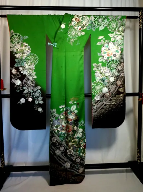 Japanese kimono SILK"FURISODE" Gold /Silver leaves,Plants, Shibori ,L5' 4"..3442