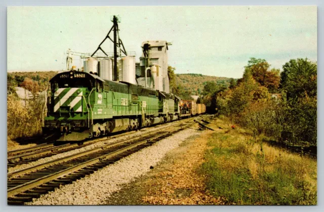 Railroad Locomotive Train Postcard - Burlington Northern #5328
