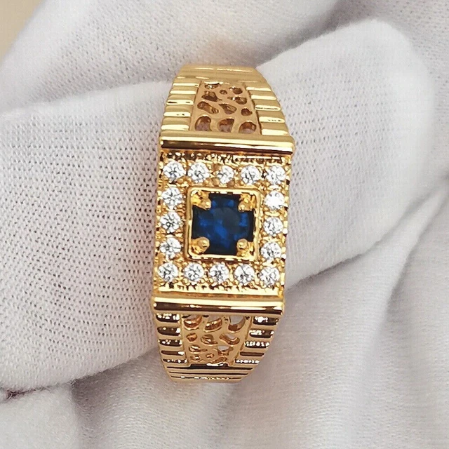 0.74 Ct Natural Blue Sapphire & Diamond Men's Engagement Ring in 14K Yellow Gold
