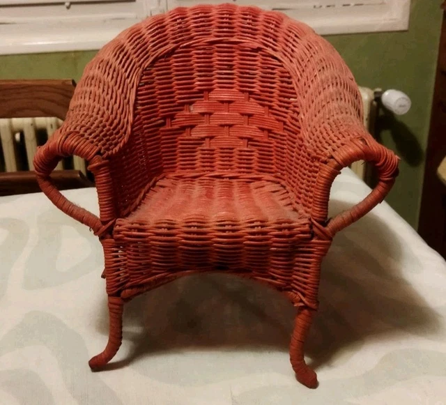 Fauteuil Poupée Ancienne Rotin – Assise/dossier Tissu – Fin XIXème