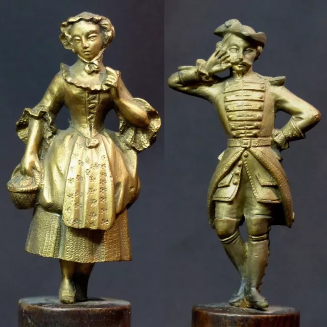 AA 18èm couple statuette statue bronze doré 18c900g militaire dame romantique