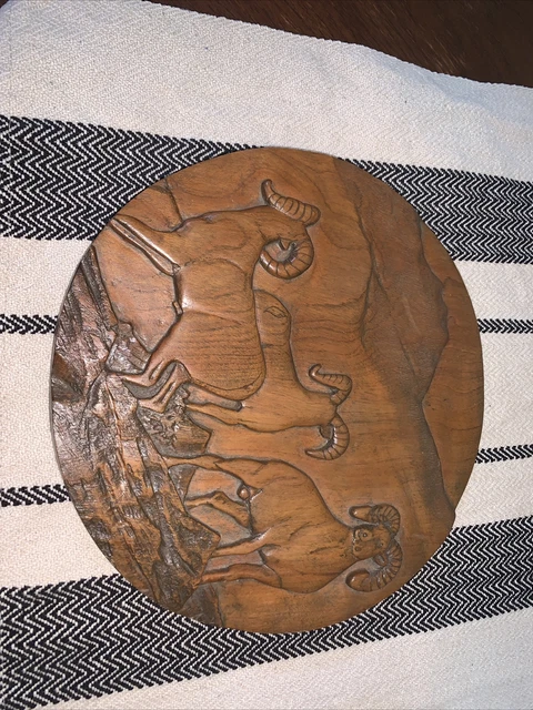 Vintage 9.25”Wooden Hand Carved Wall Art Plate Plaque  Animals