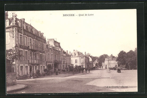CPA Decize, Quai de Loire
