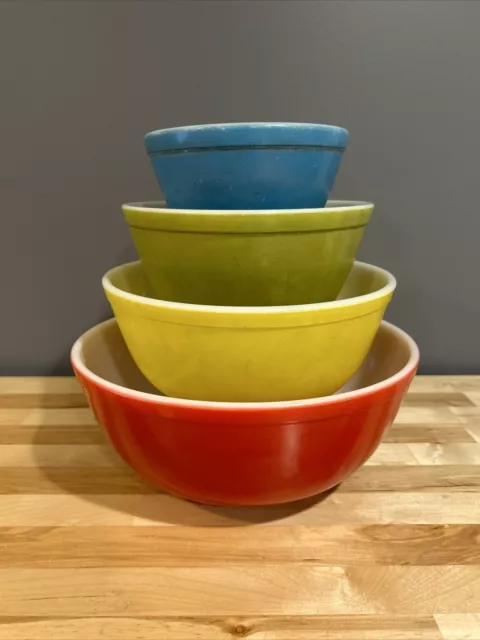 Vintage Pyrex Colored Nesting Mixing Bowls Set of 4 - 401, 402, 403, 404