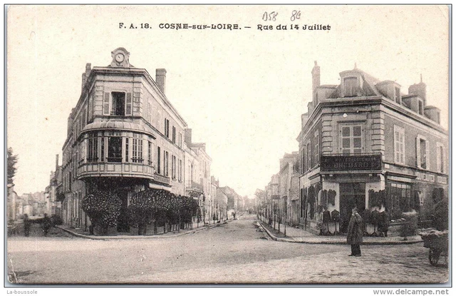 58 COSNE SUR LOIRE - rue du 14 juillet