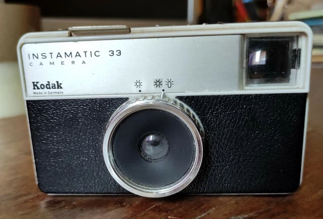 Macchina fotografica KODAK INSTAMATIC 33 CAMERA - VINTAGE -
