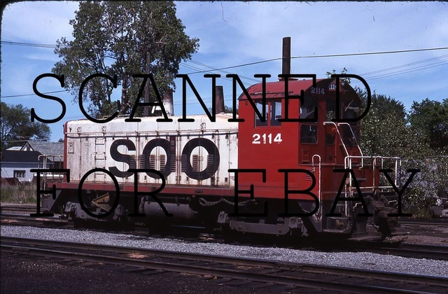 June 1976 Soo Lines #2144  ORIGINAL KODACHROME SLIDE Railroad