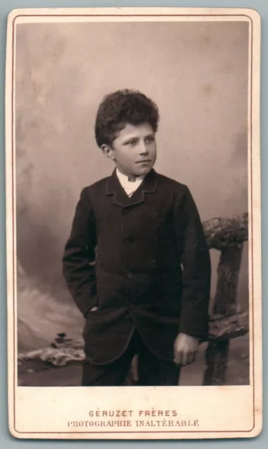 CDV Petit garçon Belge chevelu. Photo au charbon 1880's Geruzet Belgique. Enfant