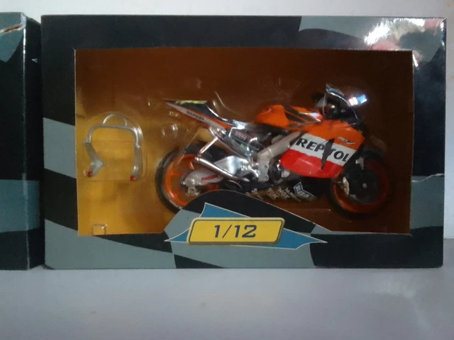 Décalcomanie Figurine + Moto GP 1/12 - Doohan Honda, Pas Rossi Ni Minichamps